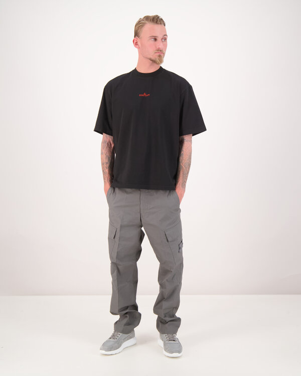 2100021 Logo SS T-Shirt Zwart