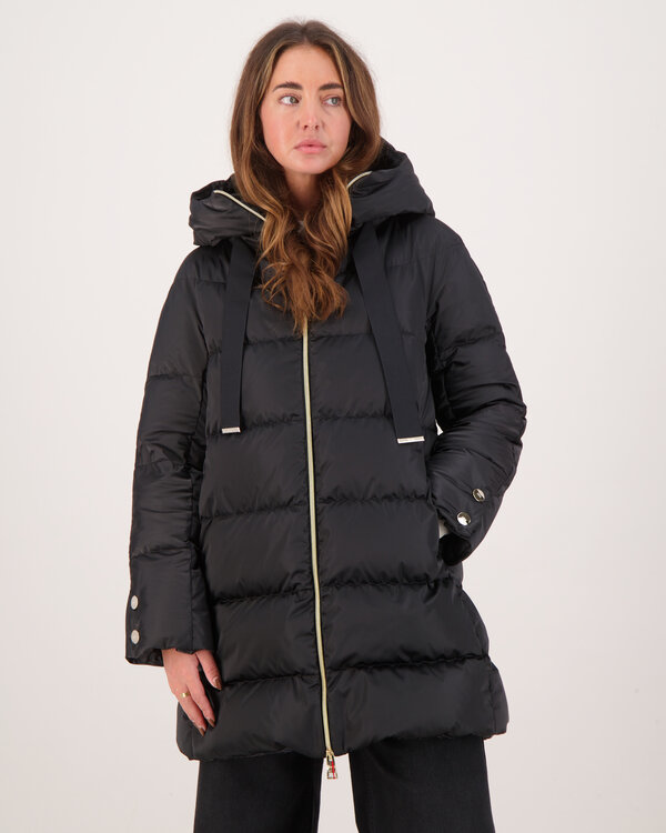 A-Shape In Raso Con Cappuccio Jacke Schwarz