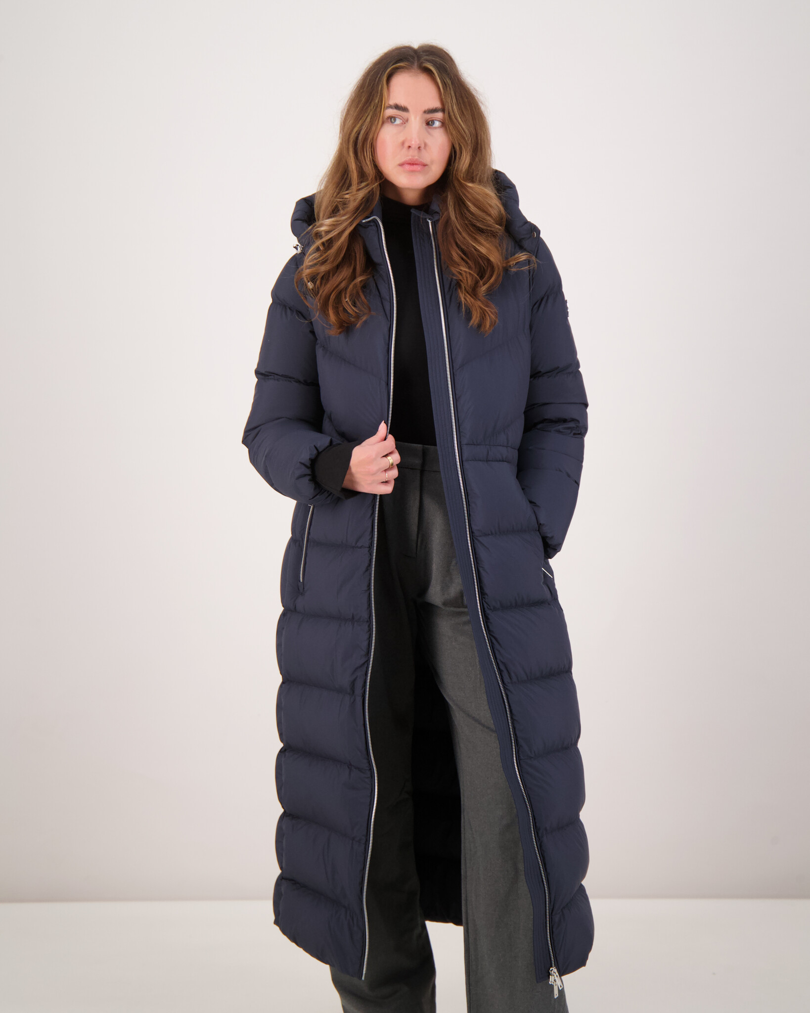 Moose Knuckles Belle Cote Parka Navy - Beachim