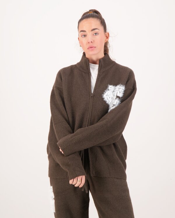 Monogramm-Emblem flauschiger Strickreißverschluss Braun