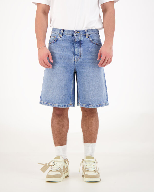 Half Arrow Denim Shorts light blue