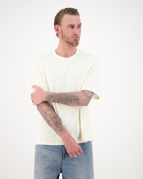 Tonal Embossed T-Shirt Creme