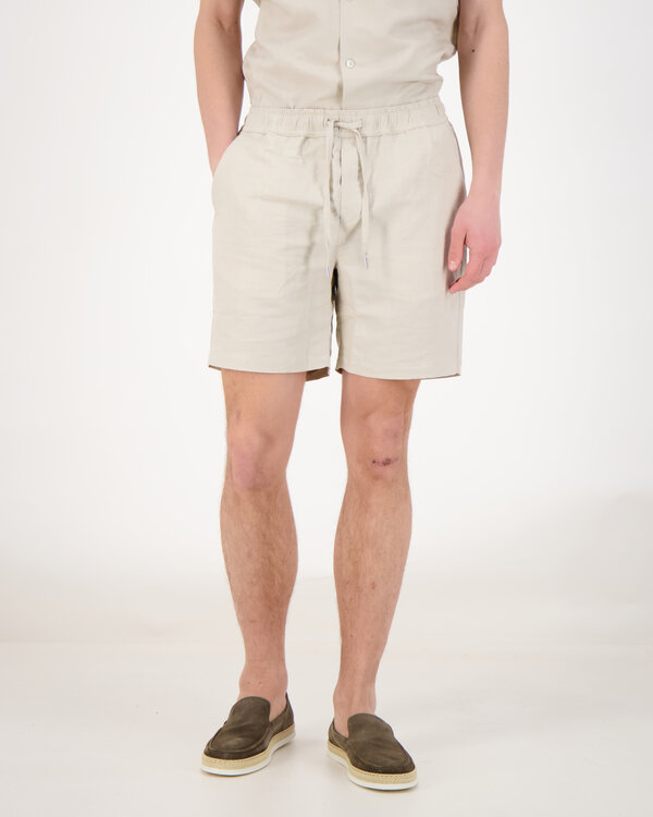 Carl Sum Wool  Short Sand