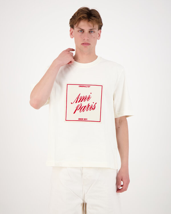 Boxy Fit T-shirt with distinctive print Creme