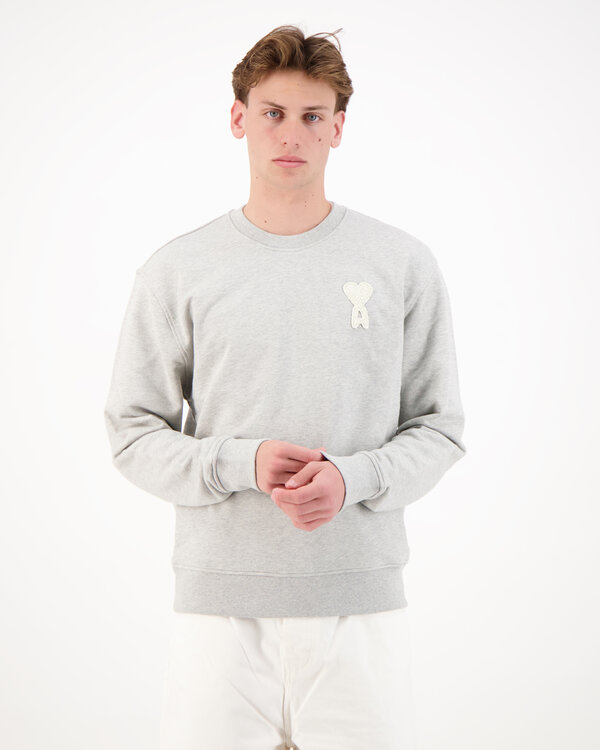 Pullover Classic Fit With Ami De Coeur Knitted Patch Grau