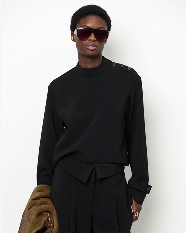 Raes Button Detail Top Zwart