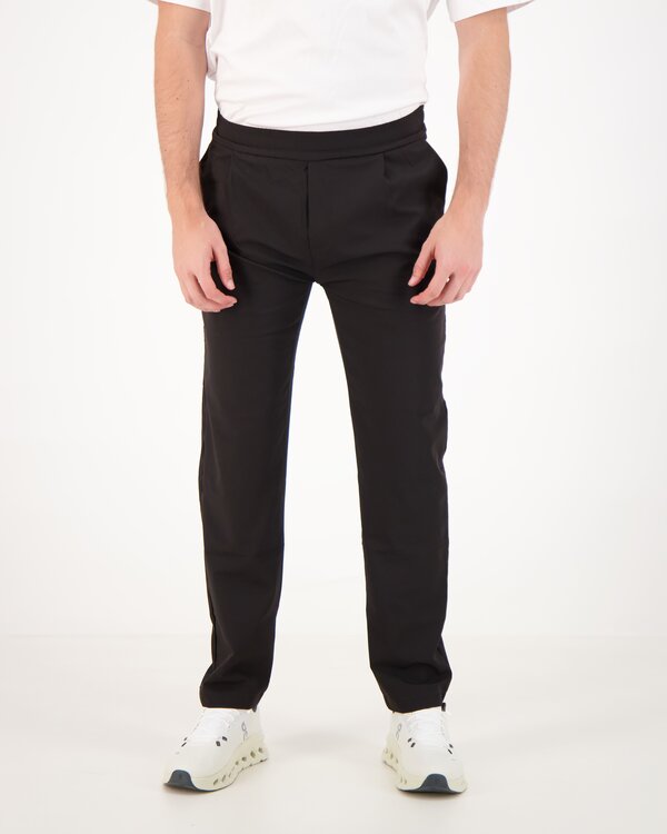 Hunter Tech Stretch Pleated Comfort Trousers Bruin