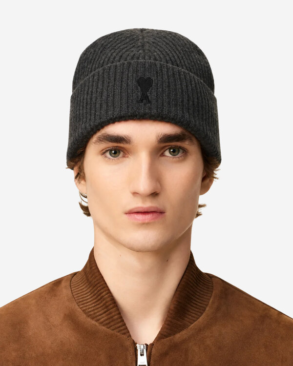 Black Logo ADC Beanie Grau
