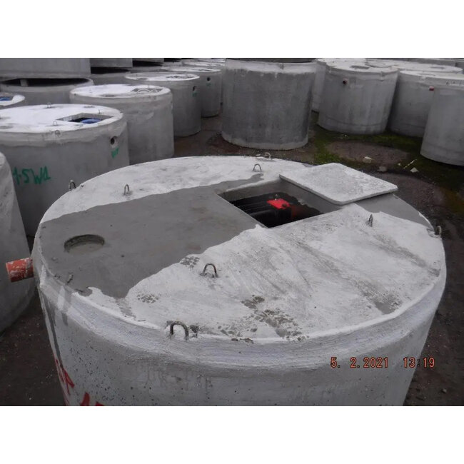 Regenwater hergebruik systeem met betonnen put