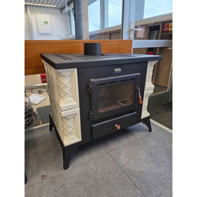 Prity Vrijstaande retro tegelkachel 9 kW - showroom model