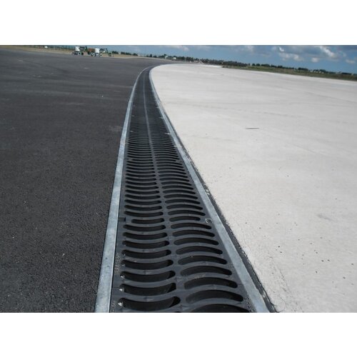 Stradal Sand trap HRI 200. Cast iron BANANE grid. L=0.75m. D400KN
