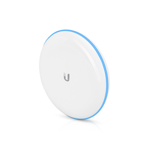 Ubiquiti UniFi Building-to-Building Bridge