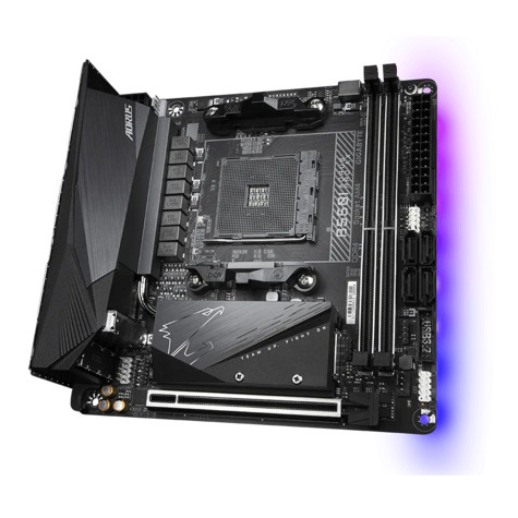 Gigabyte B550I AORUS PRO AX - 1.0 - motherboard - mini ITX - Socket AM4 - AMD B550