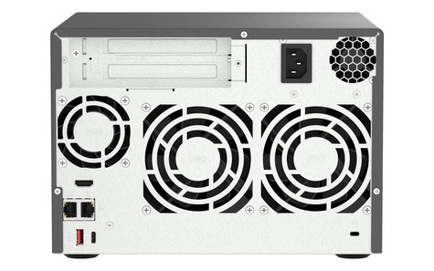 QNAP NAS TVS-h674-i3-16G