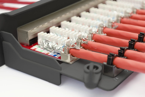 DIGITUS Patchpaneel 24-poorts Cat.6A klasse EA afgeschermd zwart