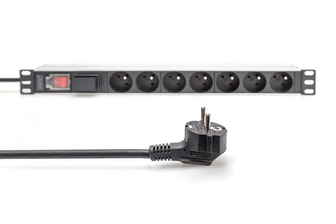 DIGITUS Stekkerdoos met aluminium profiel en schakelaar, 7-voudige contactdoos met randaarde, 2 m kabel met randaarde stekker