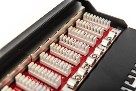 DIGITUS CAT 6A patchpaneel, afgeschermd, 12-poorts, 1HE, 10", zwart - 1U