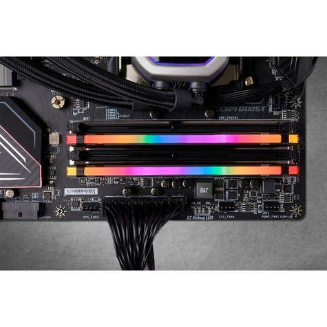 Corsair DDR4  3200MHz 32GB 2x16GB Dimm TUF