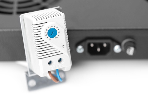 DIGITUS Dakkoelingseenheid voor variabele 483 mm (19") installatie