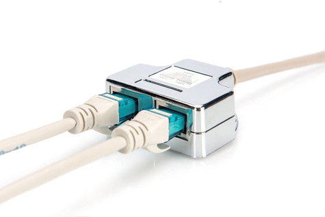 DIGITUS CAT 5e, 2x 1:1, patchkabeladapter, afgeschermd 2x RJ45-bus naar 1x RJ45-stekker, lengte 0,19 m