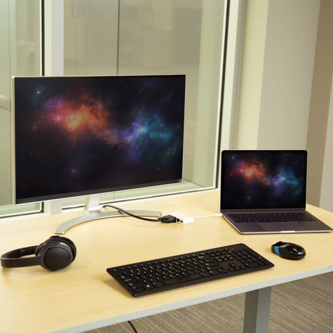 STARTECH USB C Multiport Adapter, USB-C naar DVI-D (Digitaal) Video Adapter, 60W Power Delivery Passthrough Charging