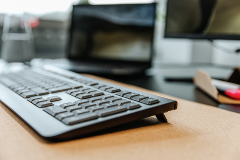 Cherry KW 3000 - Keyboard - Wireless - QWERTY - Black