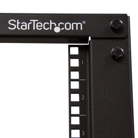 STARTECH 19" 18U open frame rack - 4 stijlen - 22-40" verstelbare diepte - 544 kg draagvermogen met zwenkwielen en kabelhaken (4POSTRACK18U)