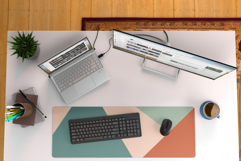 HP 330 Wireless Keyboard and Mouse Set - QWERTY