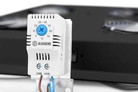 DIGITUS Dakventilatoreenheid, 4 ventilatoren, zwart voor netwerkbehuizingen Unique, Varioflex-N, Dynamic