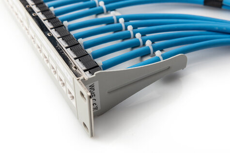 DIGITUS CAT 6A U-FTP installatiekabel, 500 MHz Eca (EN 50575), AWG 23/1, rol van 305 m, Sx, blauw