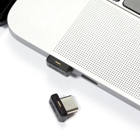 YUBICO YubiKey 5C Nano FIPS