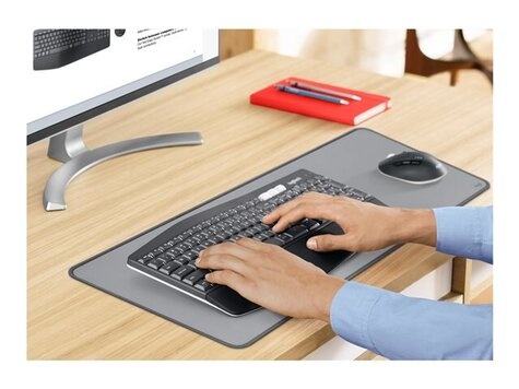 Logitech Desk Mat Studio Series MID GREY