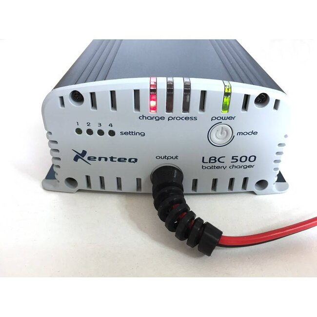 Xenteq LBC 512-20S acculader 12 volt 20 A