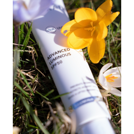 Advanced Luminous SPF 50
