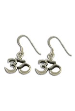Shanti earrings Ohm