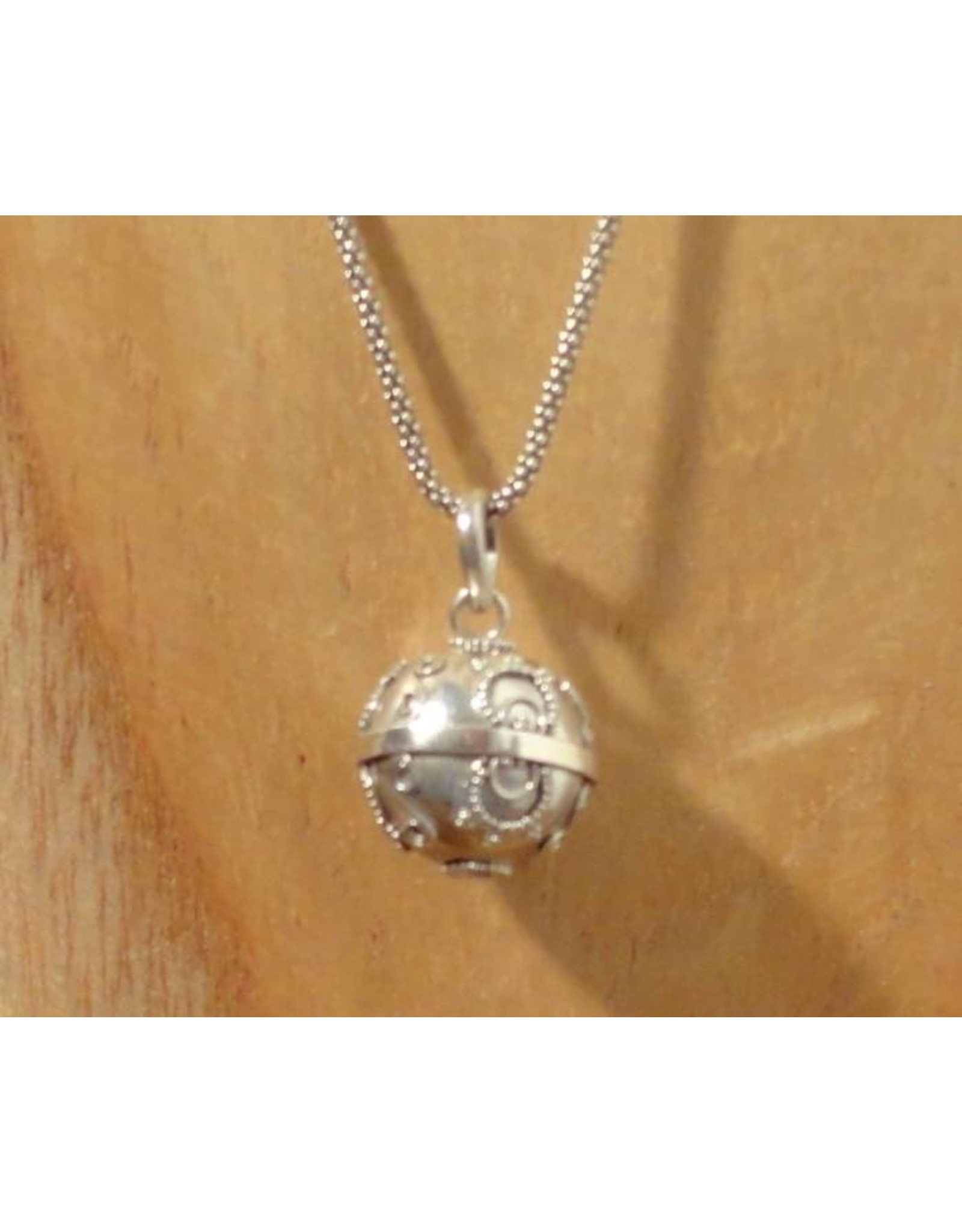 Pregnancy pendant fantasy