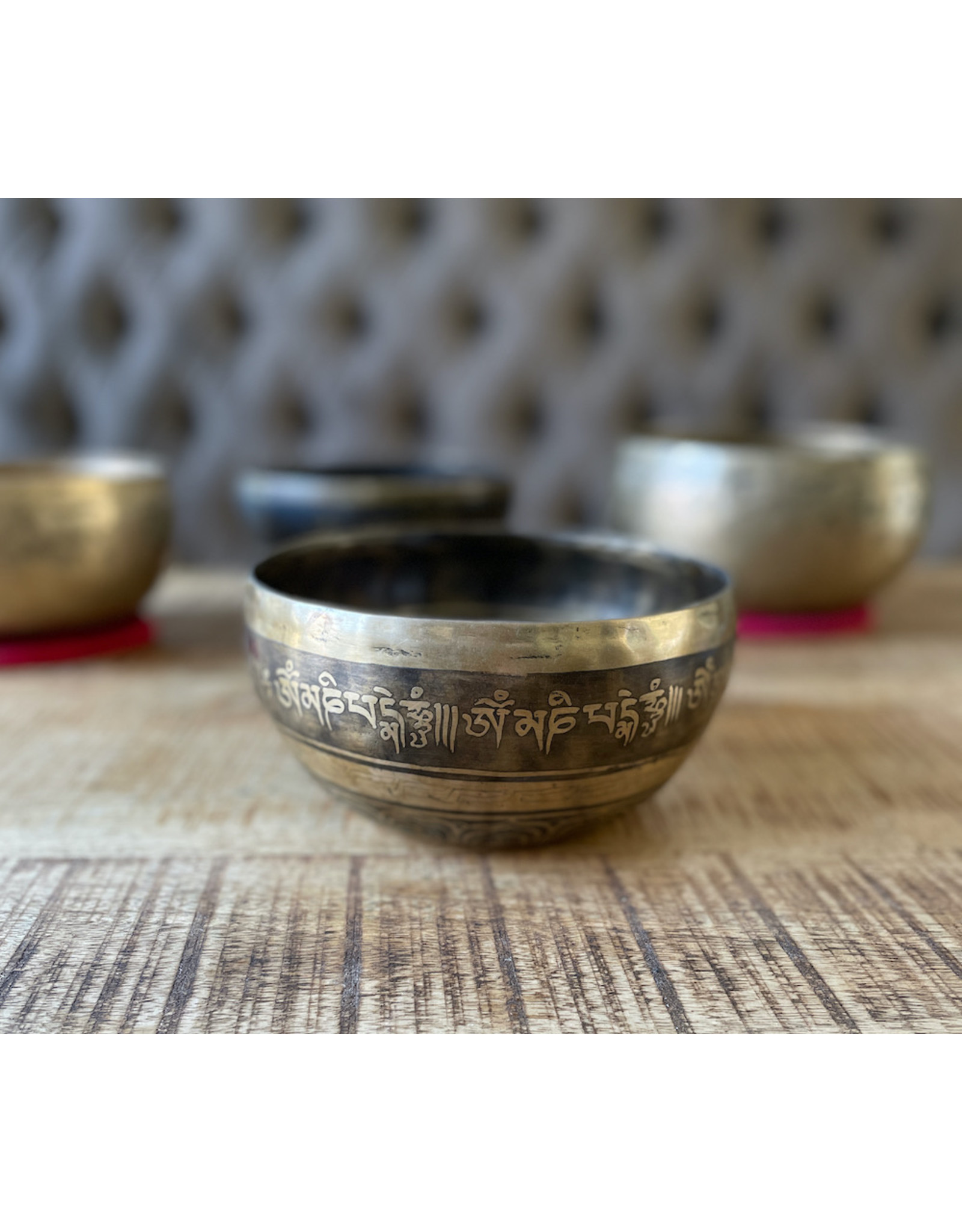 Dakini singing bowl with the Tibetan Om & Eyes of Buddha