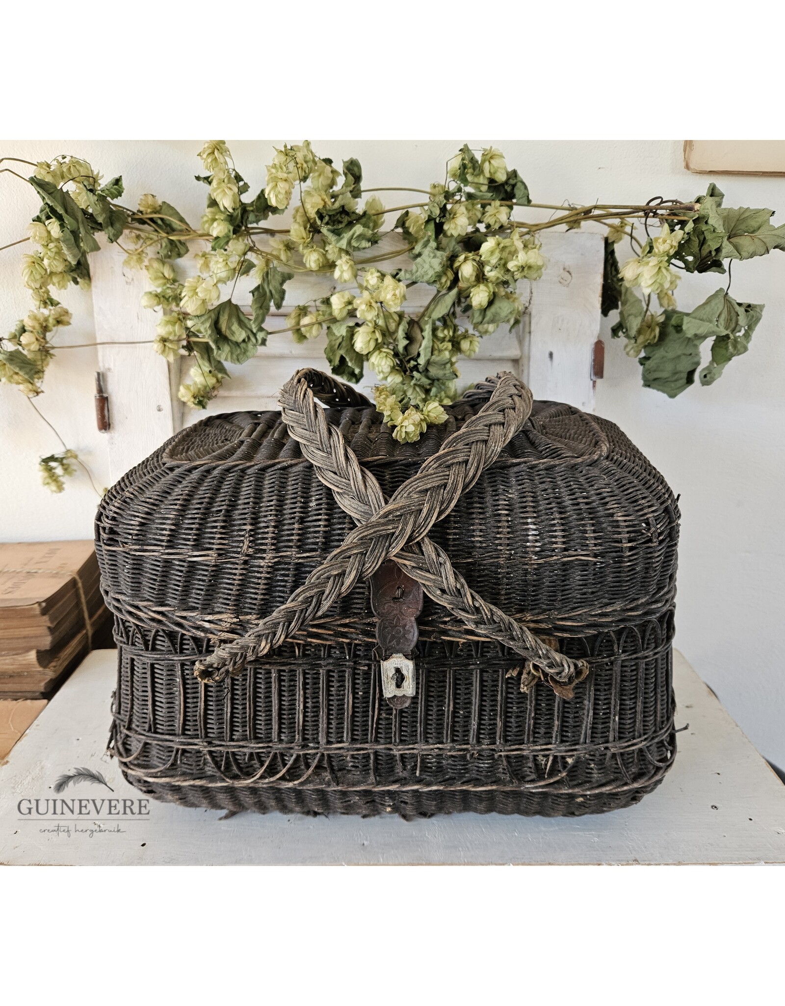 Rieten Frans Perronmandje