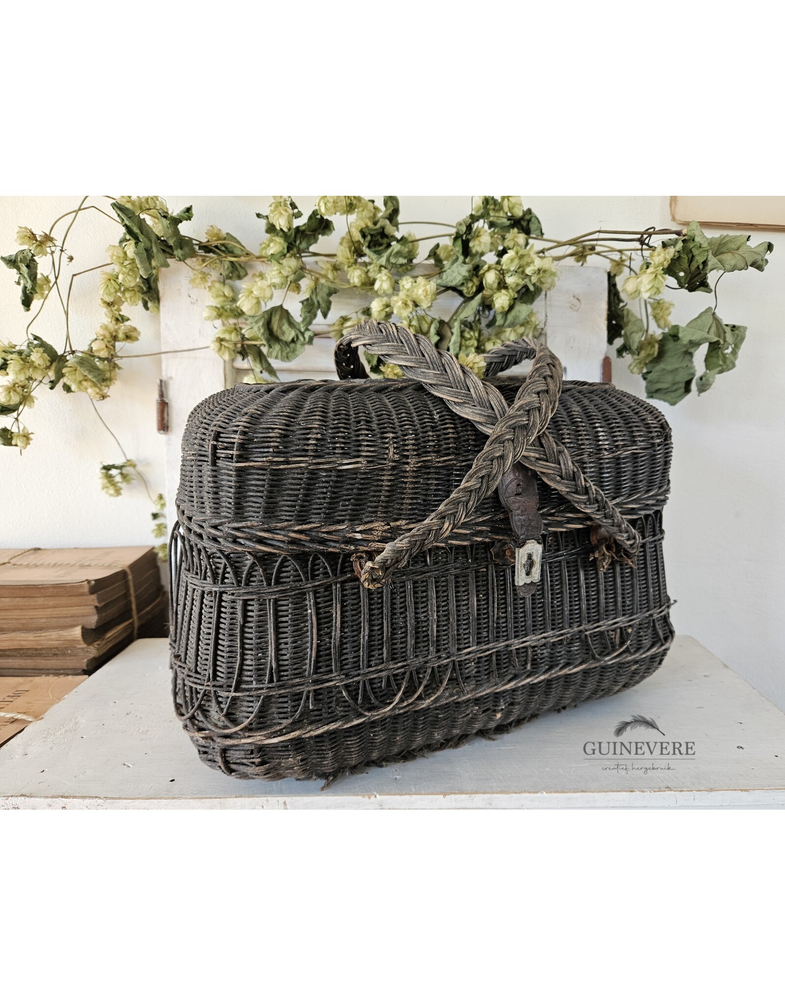 Rieten Frans Perronmandje