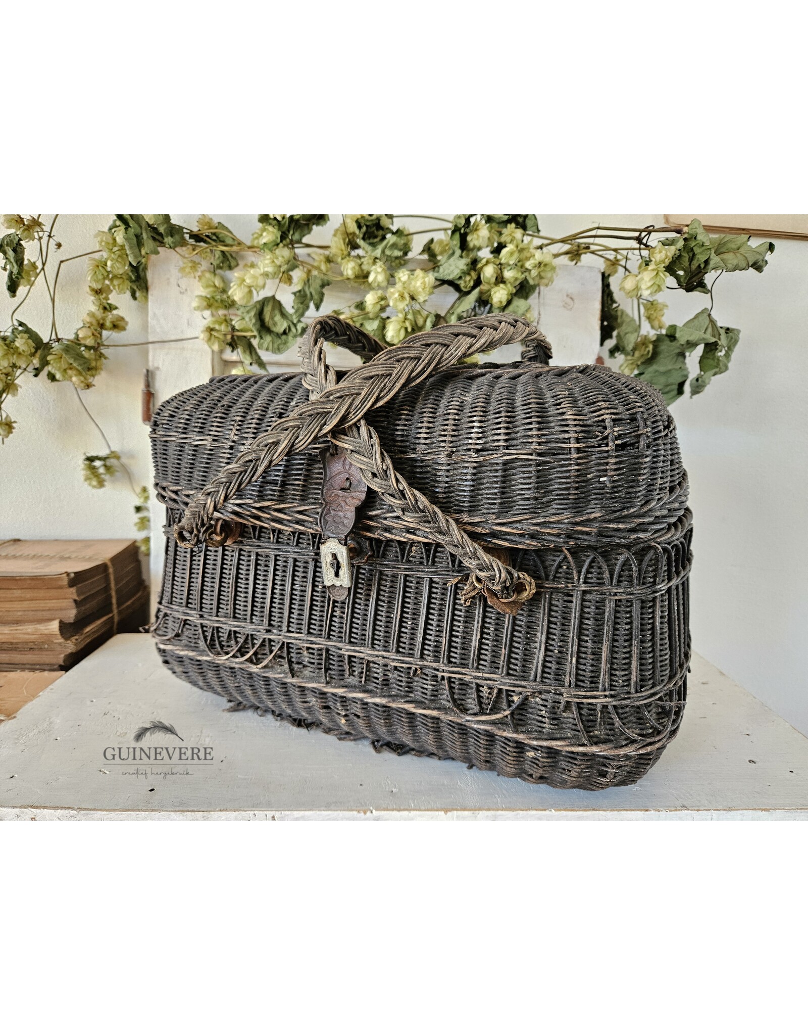 Rieten Frans Perronmandje