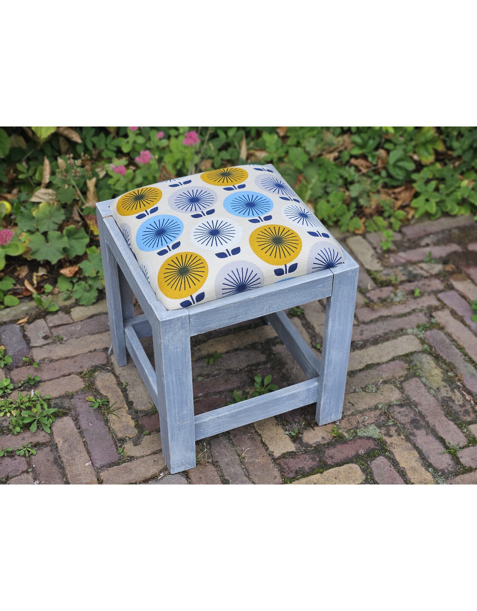 Guinevere Houten Krukje met Stoffen zitting