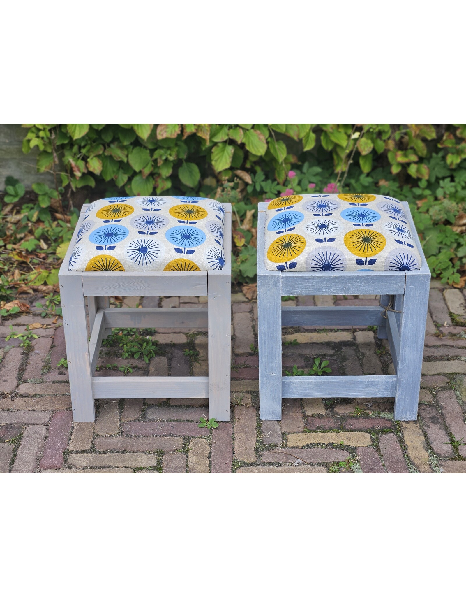 Guinevere Houten Krukje met Stoffen zitting