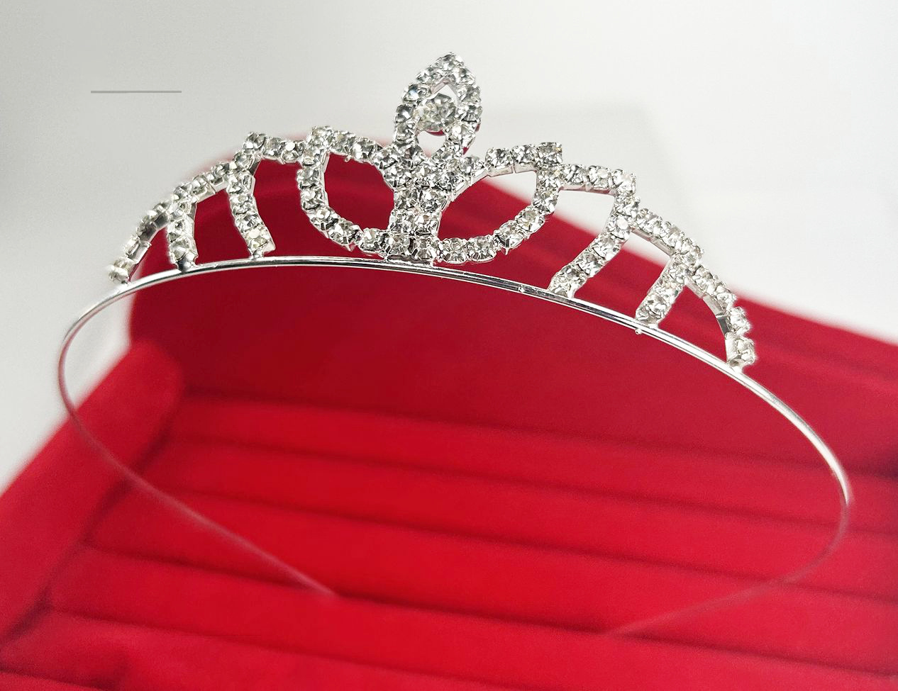 Haardecoratie Accessoires voor meisjes - Strass Diadeem / Tiara - SD-05