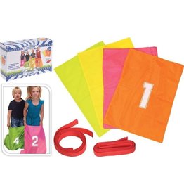 Zakloopspel 4 zakken 68x46cm. start & finishlijntjeZakloopspel set 6 delig