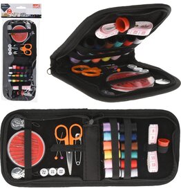 Naaigarnituurset 35 delig in etui 13x2x31,5cm