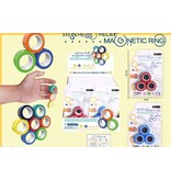 Magnetic Finger Trick Rings 3 stuks op kaart assorti kleur