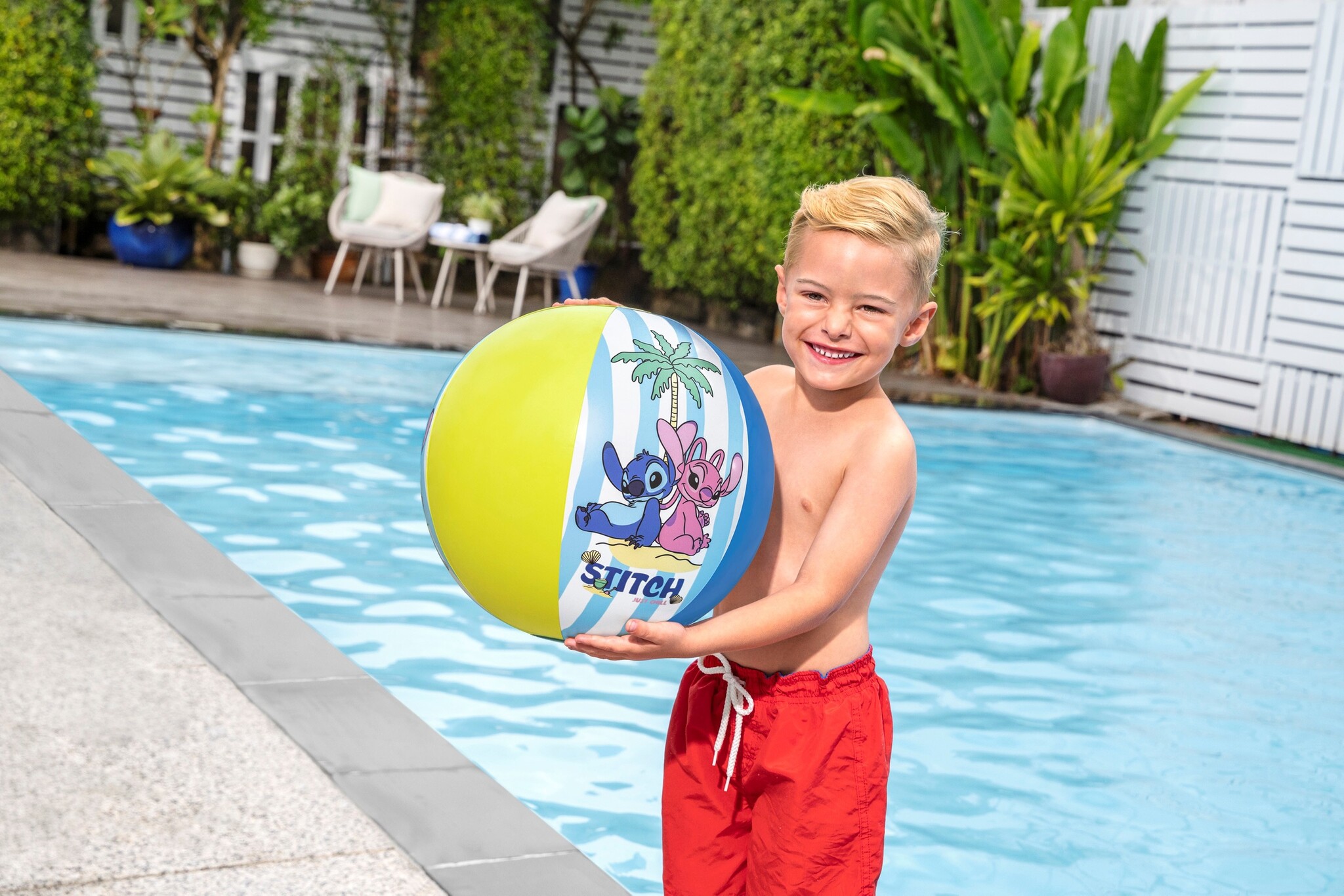 Bestway Stitch Strandbal 34cm, foto 2 van 3