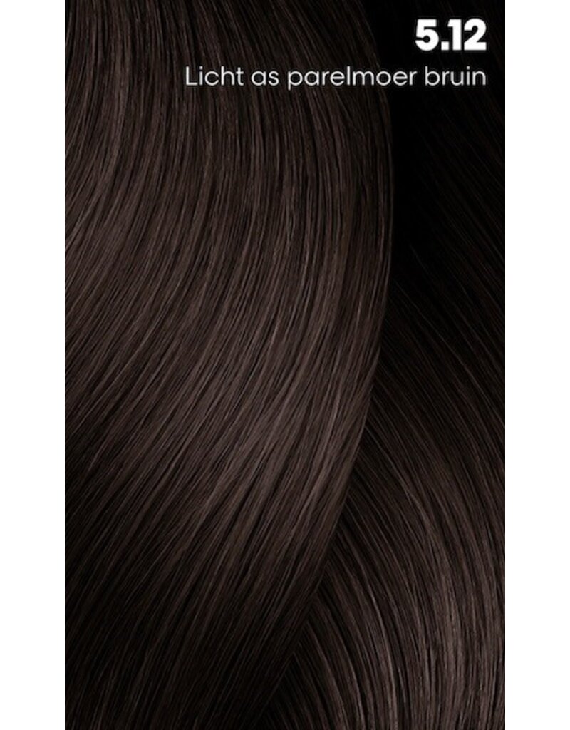 Dia Light 5.12  L'Oreal Dia Light 60ml. Licht Bruin Asch Irise