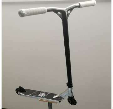 Custom Trottinette freestyle personnalisée - Silver Lining