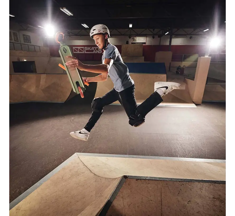 Berg Proxus X1 Stunt Scooter Grün - Orange